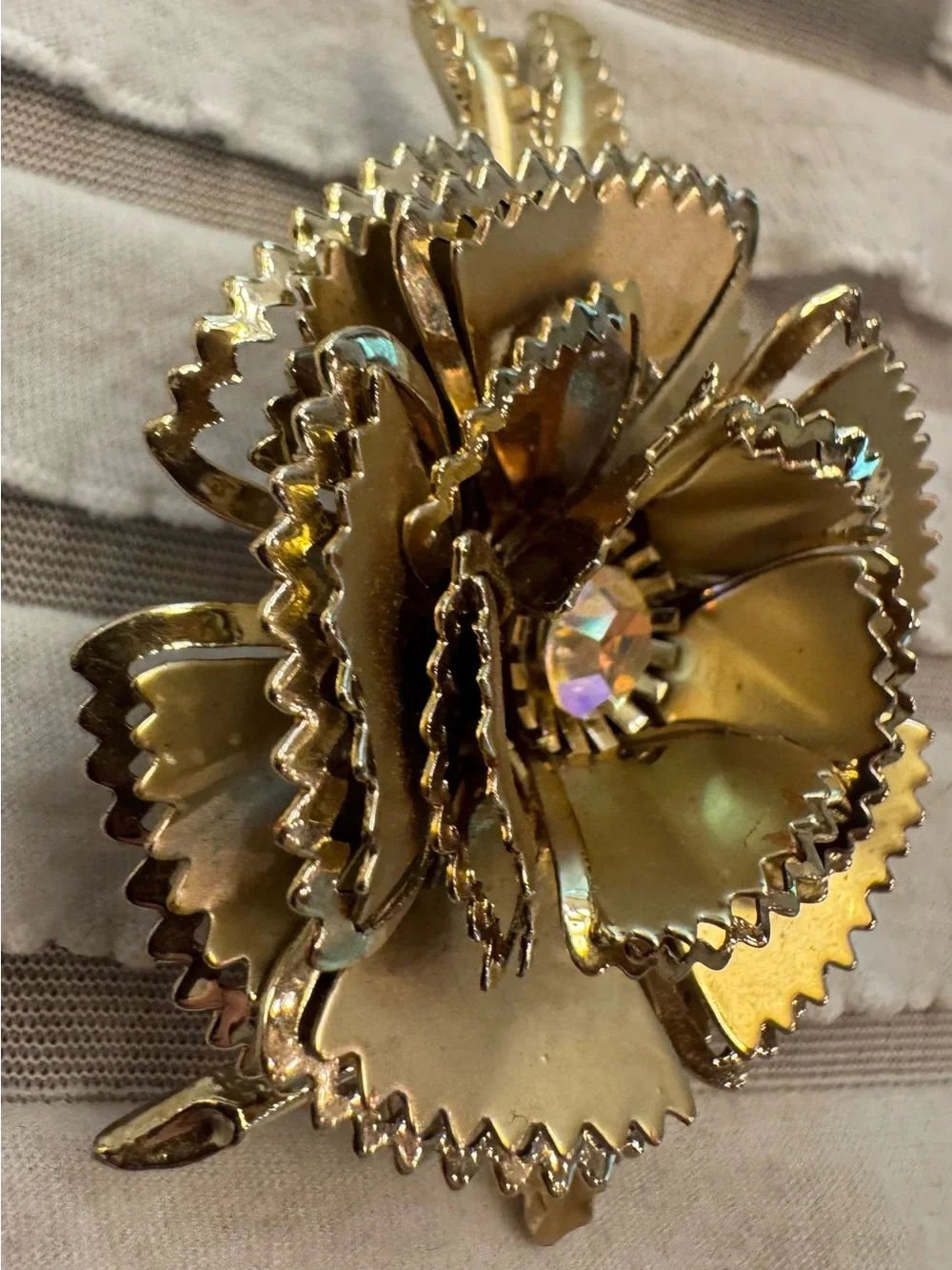 Large Vintage 50s Gold Tone Layered Floral Carnation Brooch Pin Aurora Borealis